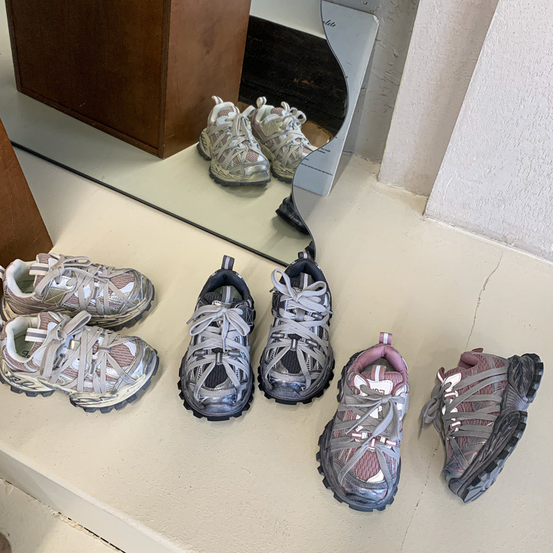 2025春秋新款老爹鞋男童网面轻底防滑跑鞋女童时尚百搭休闲运动鞋