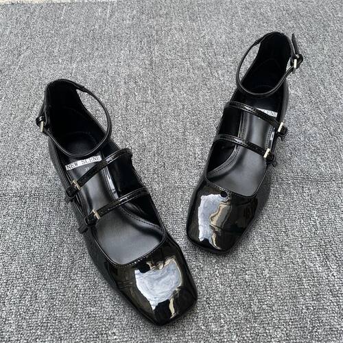 New scene黑色漆皮方头玛丽珍鞋女浅口多条带搭扣粗跟单鞋