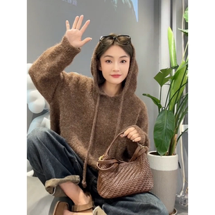 欧货冬季新款慵懒风连帽抽绳针织衫女宽松软糯保暖加厚小个子毛衣