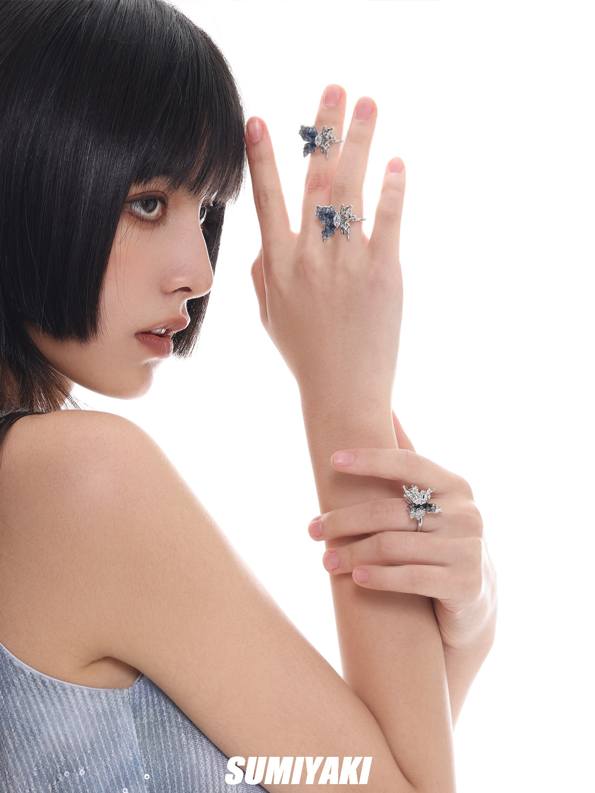 SUMIYAKI THREE-DIMENSIONAL DIAMOND GRADIENT BUTTERFLY RING IS BEAUTIFUL BLACK AND BLUE NICHE INS PERSONALIZED OPENING RING
