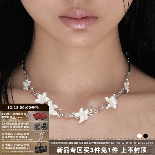纯白樱花项链小众设计黑白锁骨链