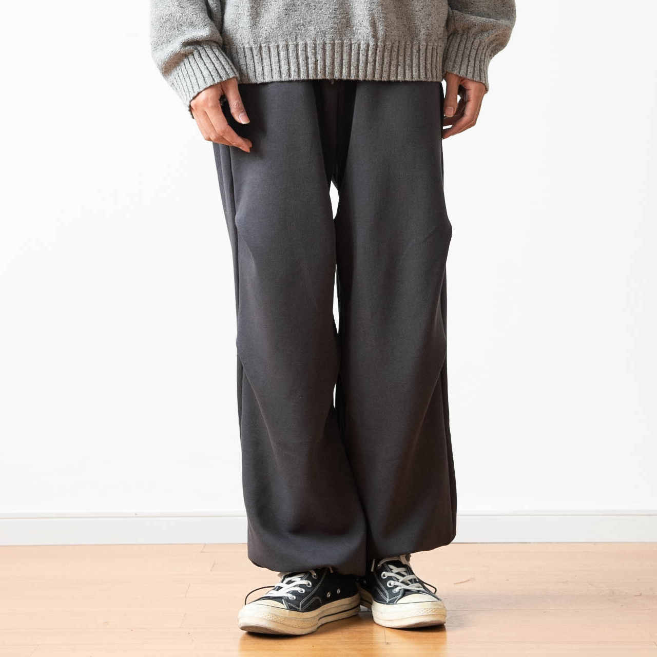 宽松抽绳裤脚休闲卫裤男潮牌