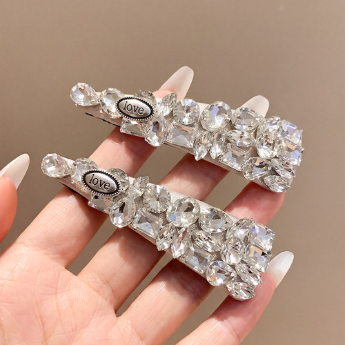 韩系千金感水钻三角发夹女