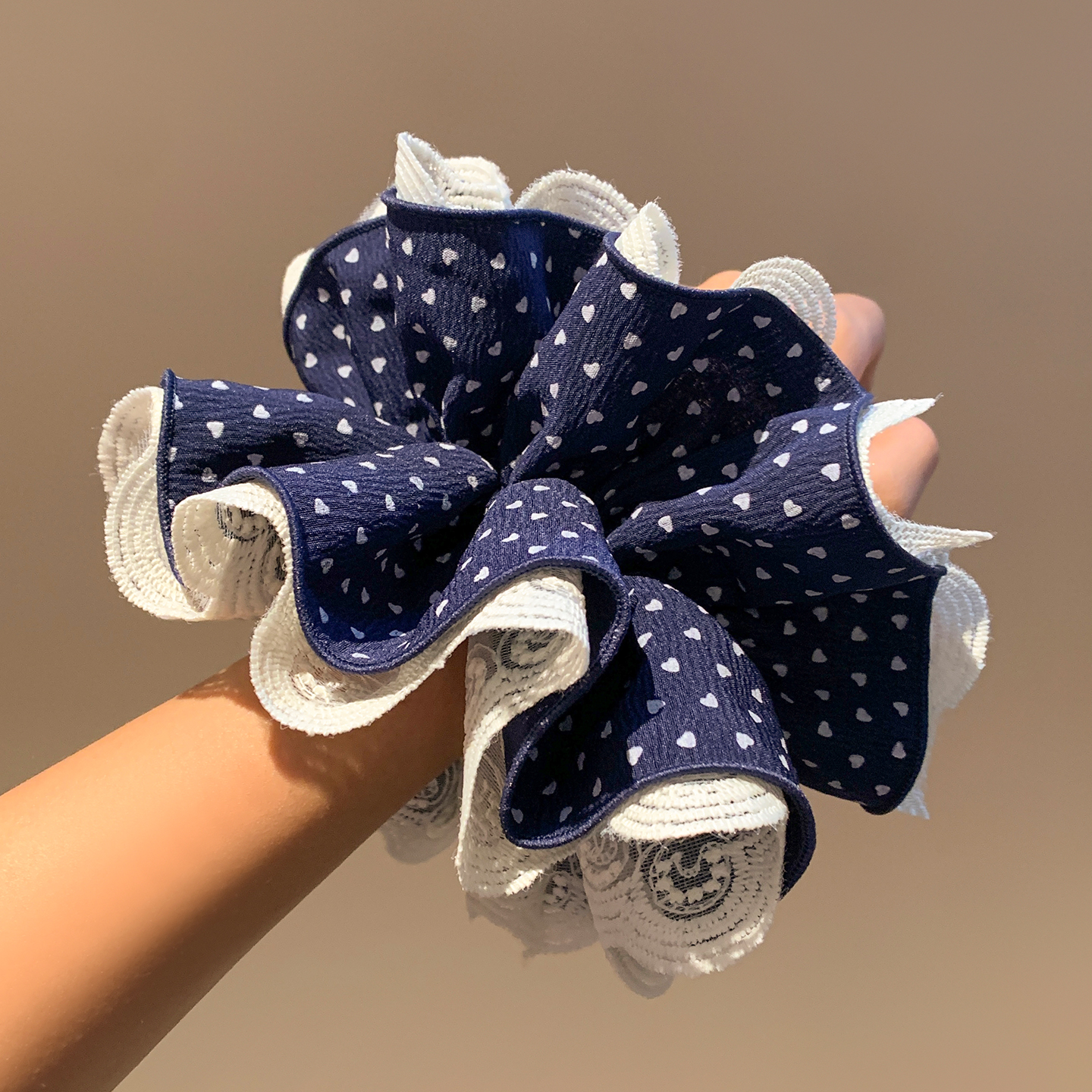 藏青色波点四层蕾丝大肠发圈