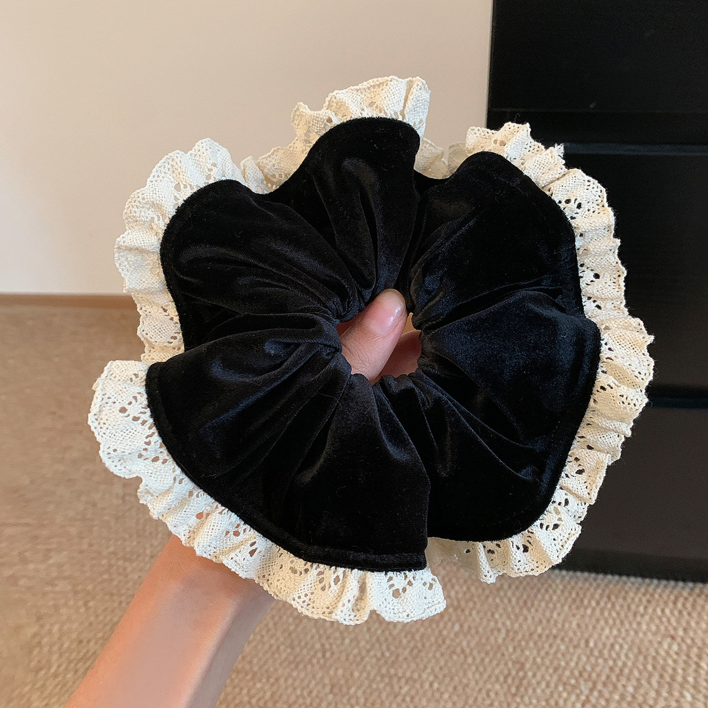 法式复古黑色丝绒蕾丝大肠发圈女高级感超大丸子头低马尾头绳头饰,饰品/流行首饰/时尚饰品新,发饰,淘宝优惠券,粉丝福利购,淘宝优惠卷