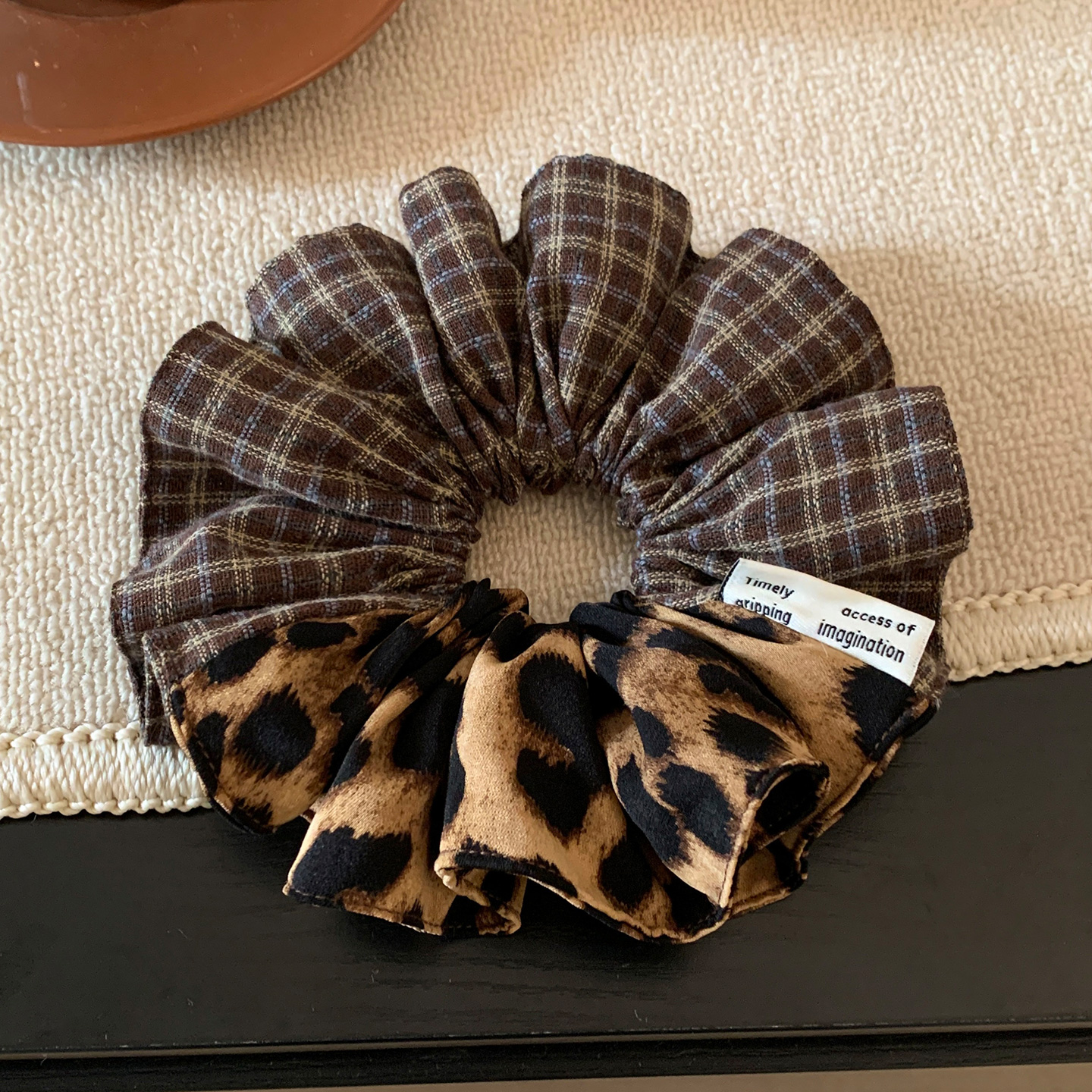 韩系复古豹纹拼接大肠发圈女气质