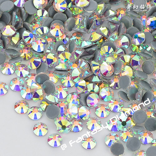 秀禾服白幻彩烫钻奥钻有机玻璃钻