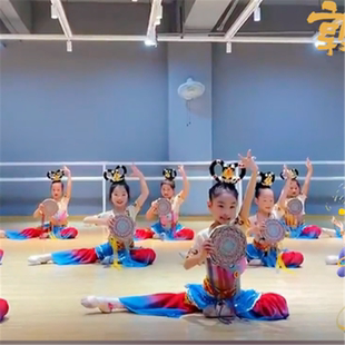 敦煌飞天舞蹈演出服壁画绝响儿童古韵千年手鼓铃鼓飘带流苏道具