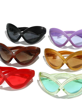 Y2K辣妹未来感猫眼太阳镜女