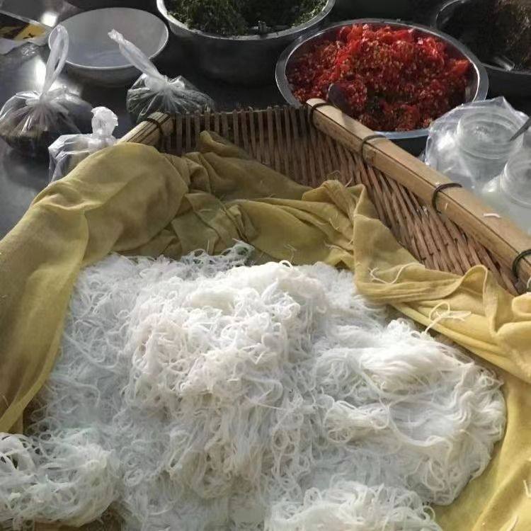 云南德宏傣味鲜撒撇米线傣族细米线半干鲜米线农家大米健康无添加,粮油调味/速食/干货/烘焙,方便米线/米粉,淘宝优惠券,粉丝福利购,淘宝优惠卷