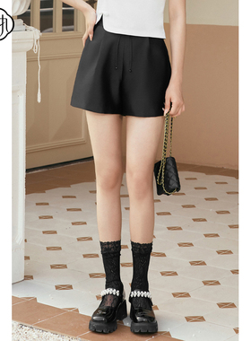 固执夏季新款中式盘扣百搭高腰显瘦黑色微喇短裤00032KZ08219