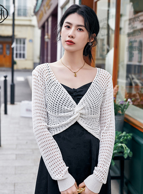固执夏季新款复古镂空v领长袖短款套头薄针织衫80142MY09296