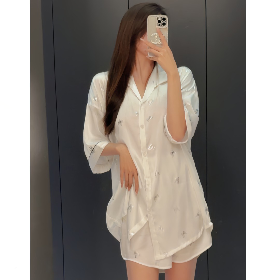 2026新款冰雪丝衬衣睡裙女时尚薄款宽松韩版家居服纯欲风