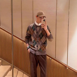 LP Drumoak系列100%山羊绒菱形格纹开衫毛衣