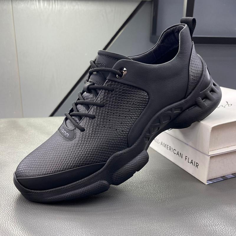 头层牛皮男鞋秋季真皮印花打孔休闲皮鞋商务厚底减震运动健步鞋男