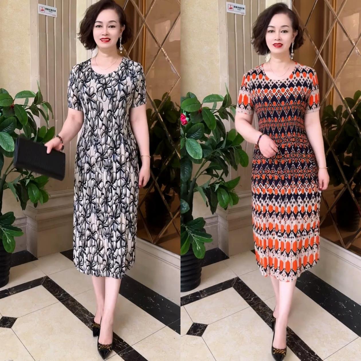三宅风褶皱高端连衣裙2025夏新款中年妈妈减龄印花弹力真丝百褶裙