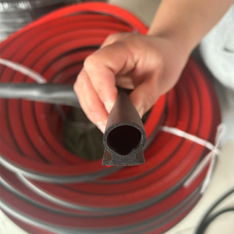 红岩杰狮C100C500M100新金刚M500驾驶室加装胶粘密封条车门防漏条