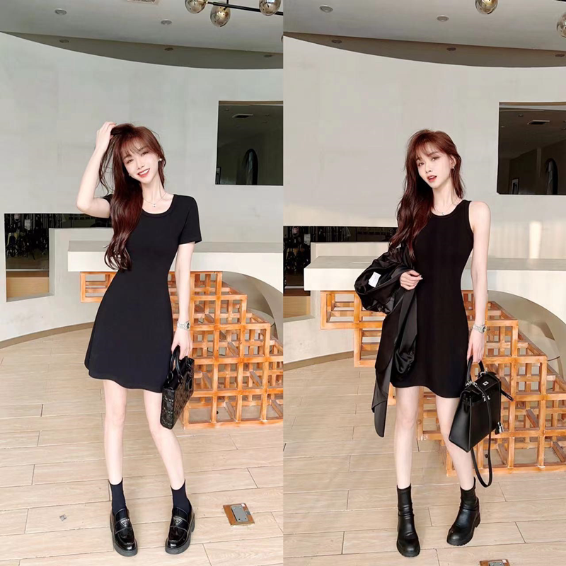 JUSTCC卡卡无袖包臀U领连衣裙女