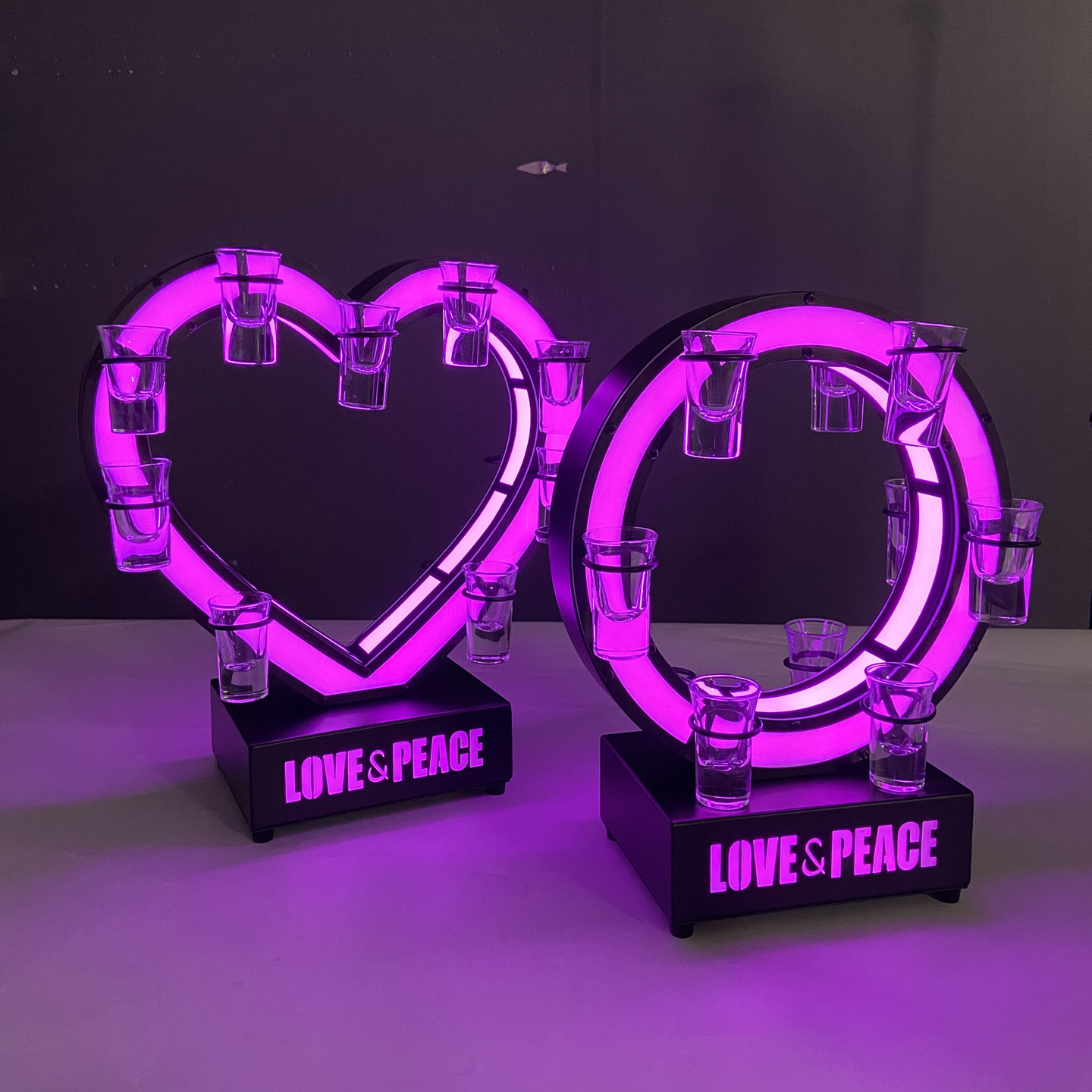 30ML铁艺圆形杯架酒吧KTV18孔心形子弹杯架12孔鸡尾酒杯架洋酒架