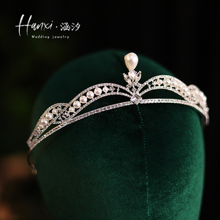 2024新款皇冠头饰新娘珍珠简约公主生日王冠结婚主婚纱宫廷风头冠