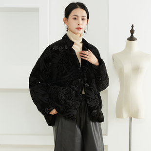 SILVIYE/溯也90白鸭绒刺绣盘扣国风羽绒服女真丝丝绒重工亮片外套