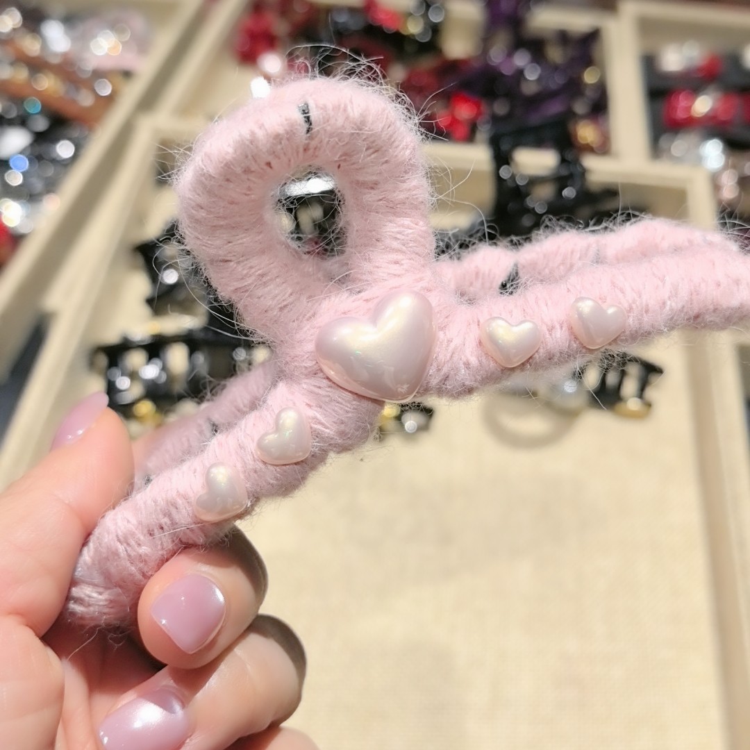 秋冬可爱爱心毛线抓夹大号发量多鲨鱼夹后脑勺高级感精致发夹,饰品/流行首饰/时尚饰品新,发饰,淘宝优惠券,粉丝福利购,淘宝优惠卷