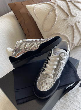 CANEL 25小香风真皮银色菱格德训鞋圆头系带休闲网格运动鞋女