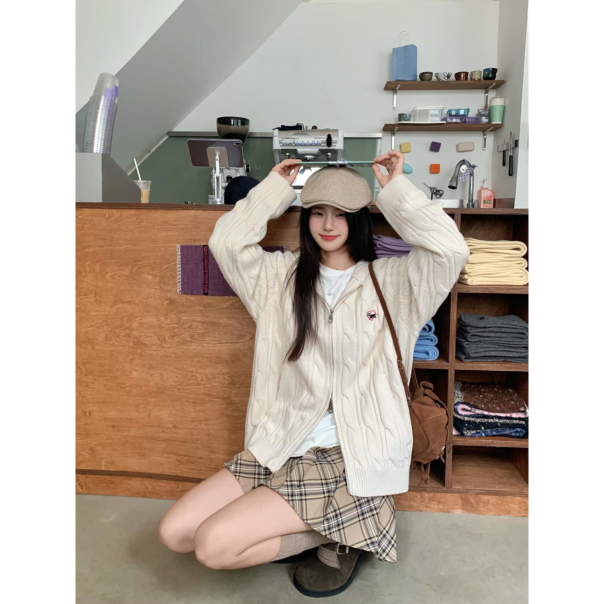 小仙倪子学院风连帽针织衫女秋冬超好看绝美双拉炼慵懒感毛织上衣