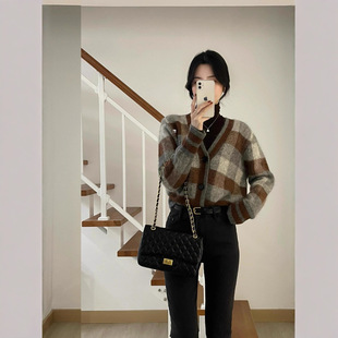 韩版独特超好看开衫格子针织衫女秋冬新款韩系慵懒风软糯毛衣外套