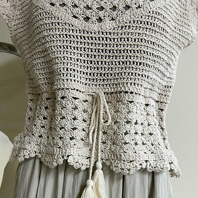 勾花镂空针织衫吊带两件套女夏季新款设计感露背罩衫  JG