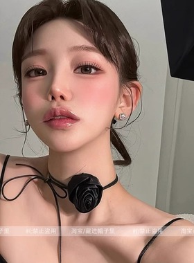 韩国ins博主纯欲风黑色玫瑰花项链女25新款系花颈链choker锁骨链