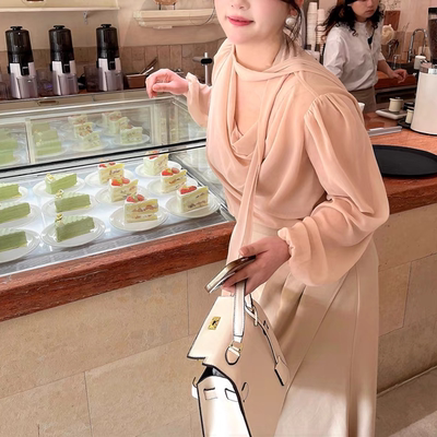 哒头.Studio【香氛韩女】微胖大码2024新款法式设计显瘦连衣裙