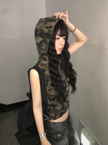 时尚炸街!复古迷彩半拉链连帽上衣 美式甜酷辣妹修身短款无袖T恤