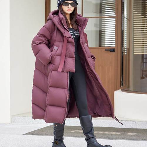 洋气白鸭绒长款连帽设计感