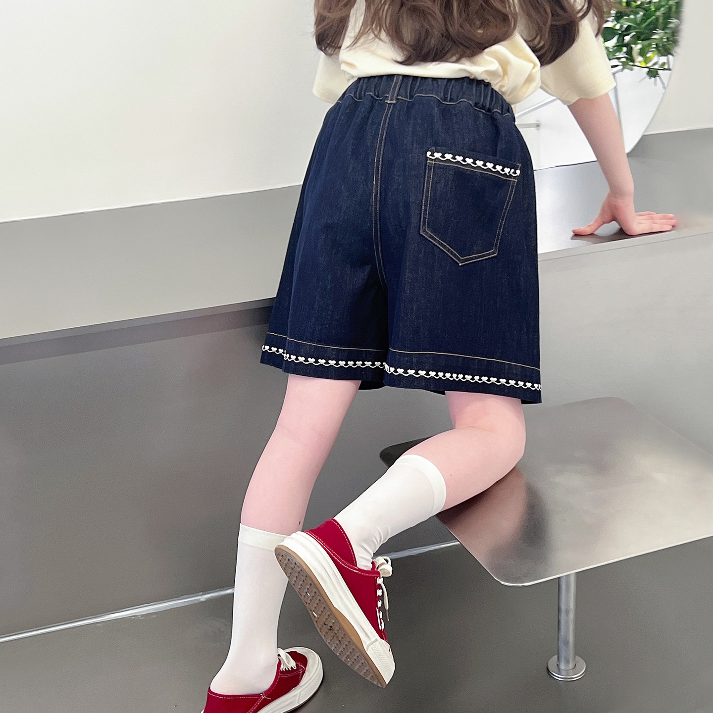 儿童宽松牛仔热裤女童洋气短裤大童休闲五分中裤女孩2026夏装新款