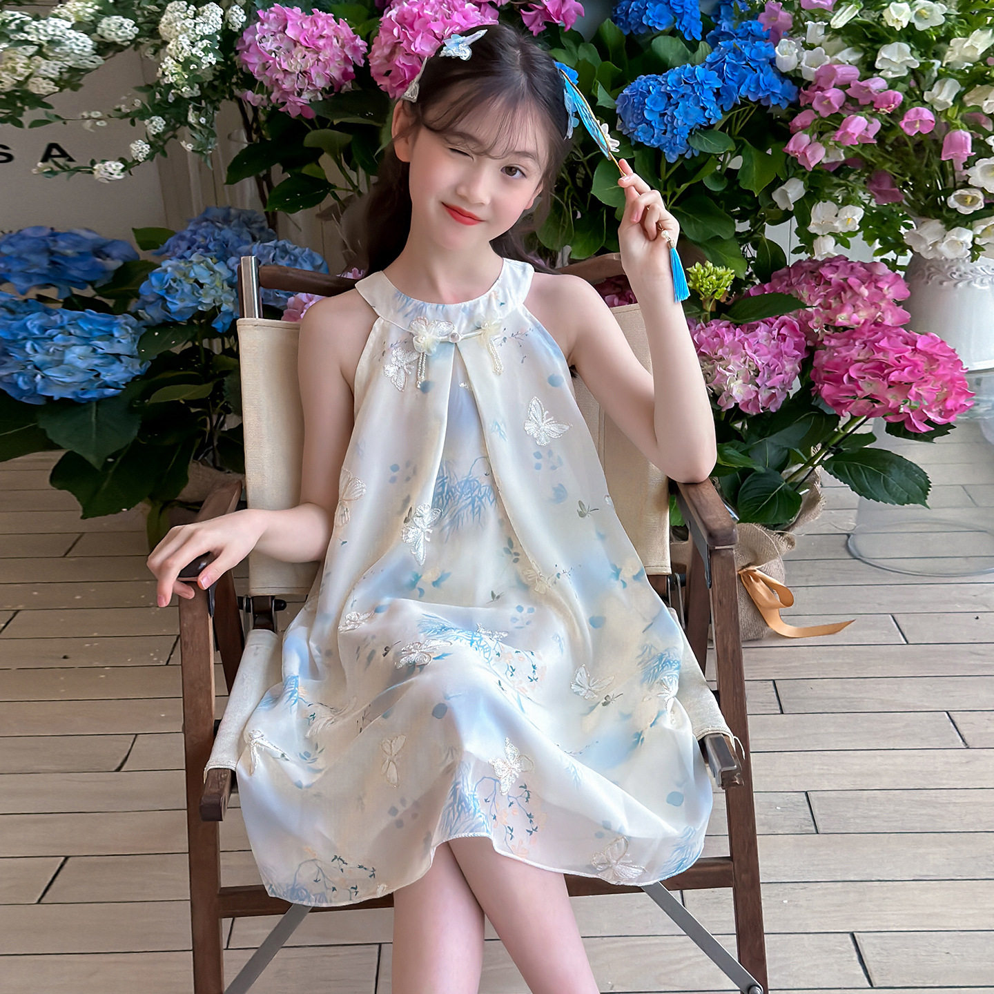 女童连衣裙夏装2026新款小女孩公主裙甜美洋气吊带裙儿童挂脖裙子