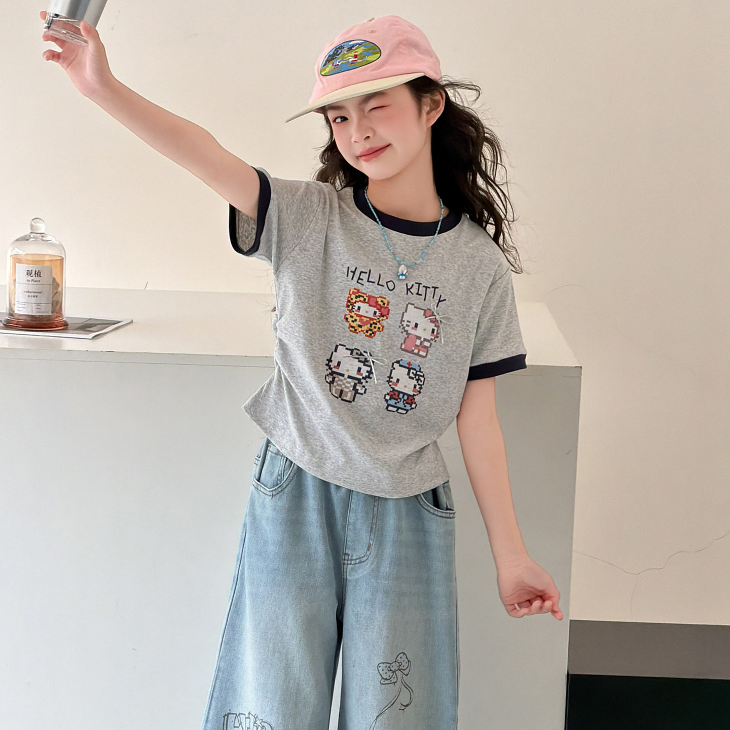 女童短袖T恤2026新款儿童Kitty猫时髦上衣大童韩范洋气牛仔裤套装