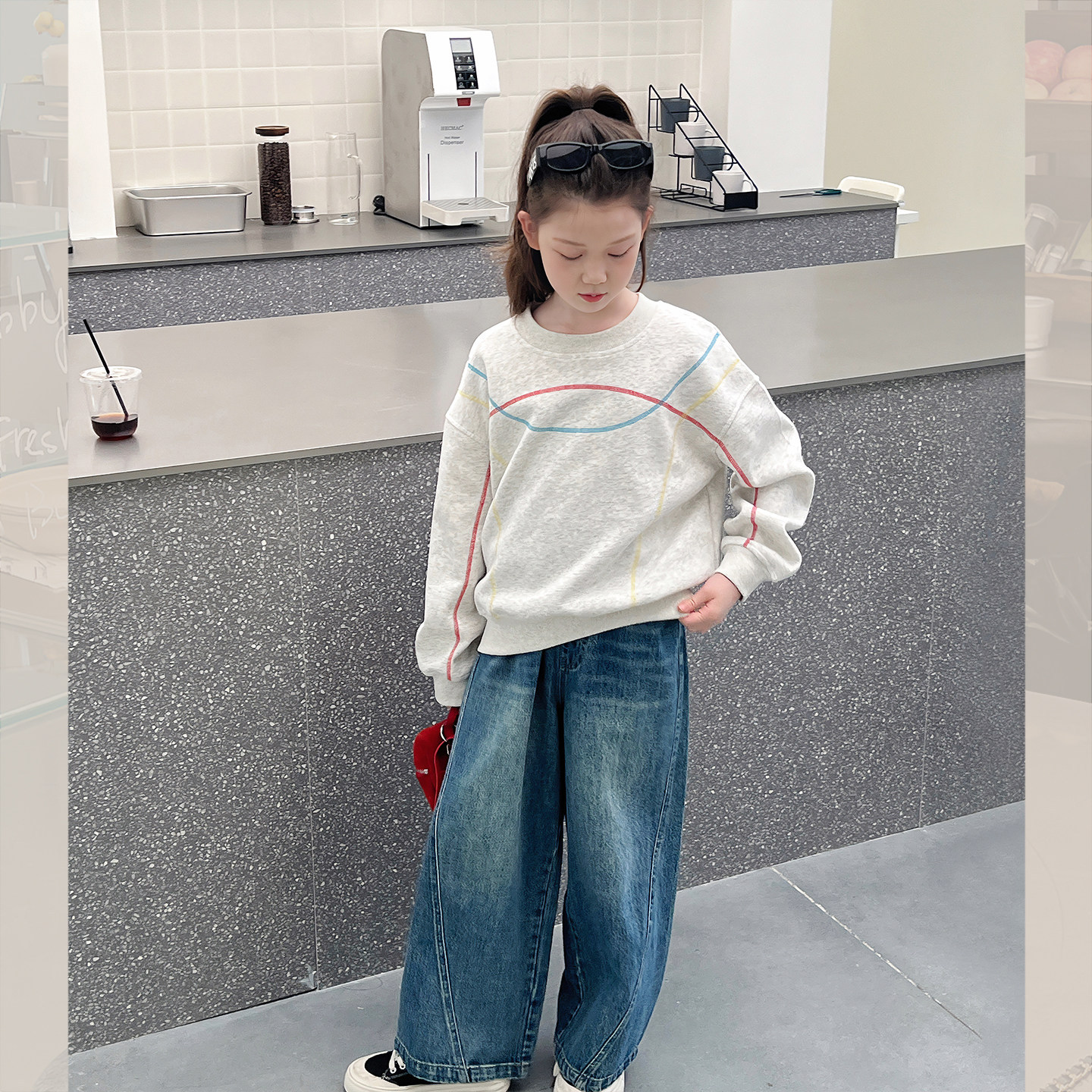 女童春秋宽松落肩洋气长袖卫衣