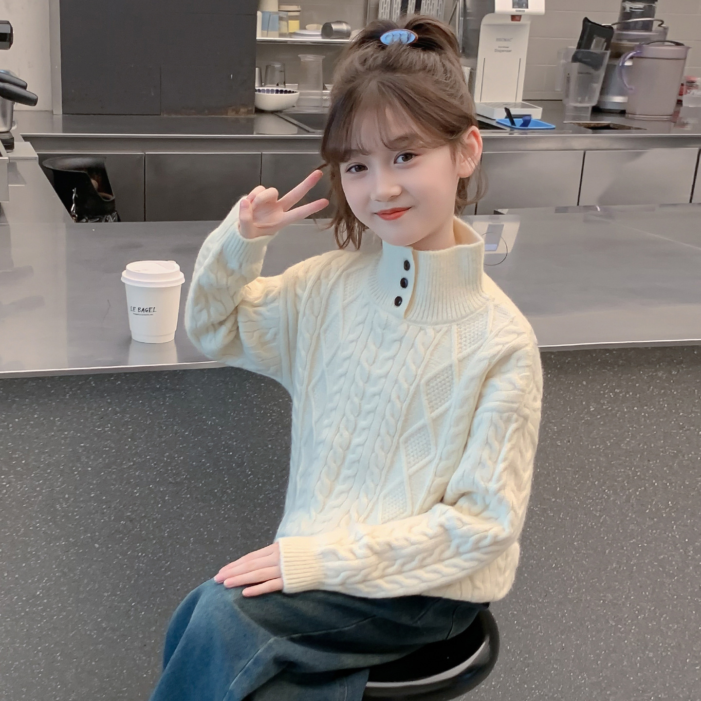 女童毛衣秋冬款2025新款儿童网红洋气超好看针织打底女孩冬装