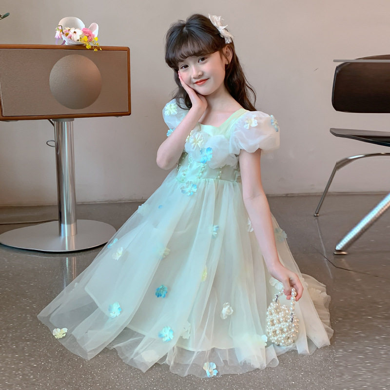 中大女童夏季短袖花朵连衣裙女孩薄款网纱表演服2026公主蓬蓬礼服