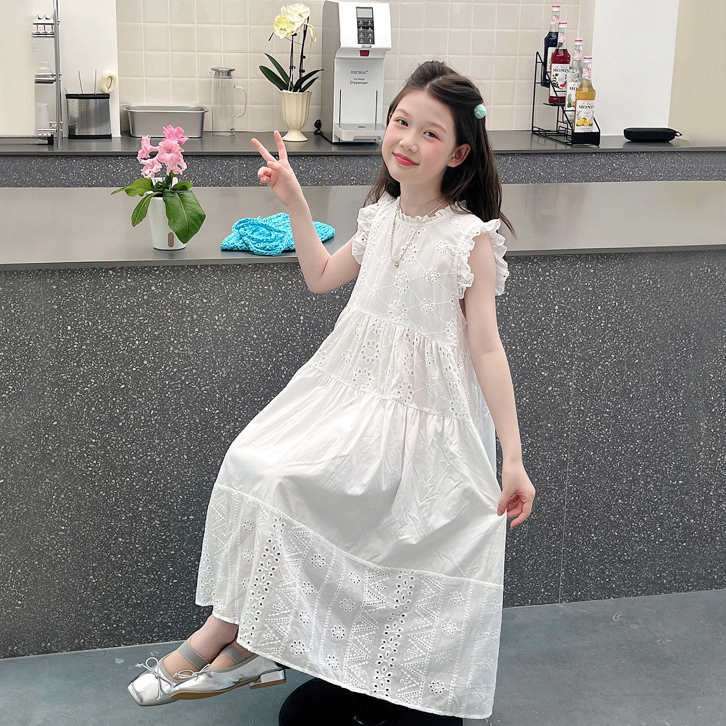 大童蕾丝白裙子女童洋气连衣裙儿童无袖背心裙长裙2026夏装新款