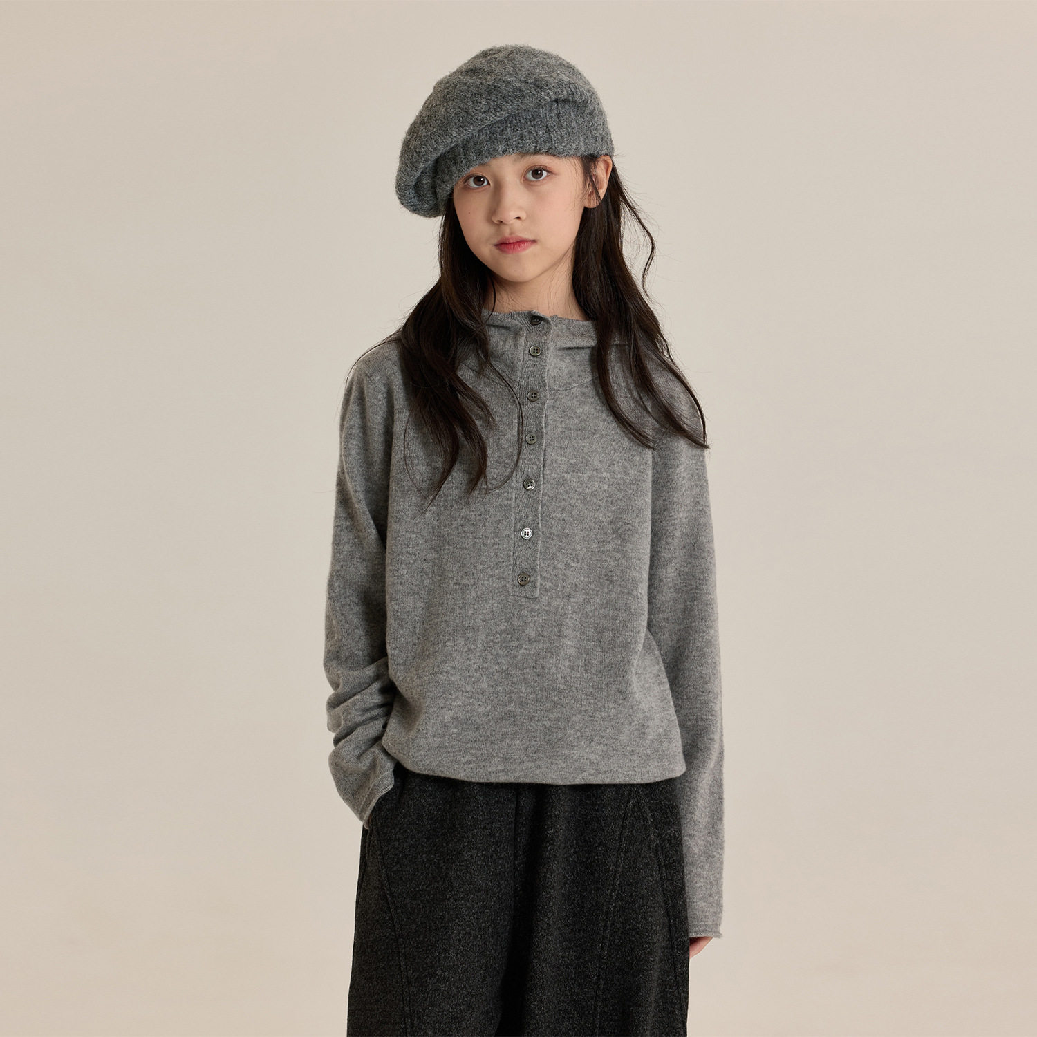 女童半开扣连帽针织衫2025冬装新款儿童设计感洋气毛衣宽松长袖潮