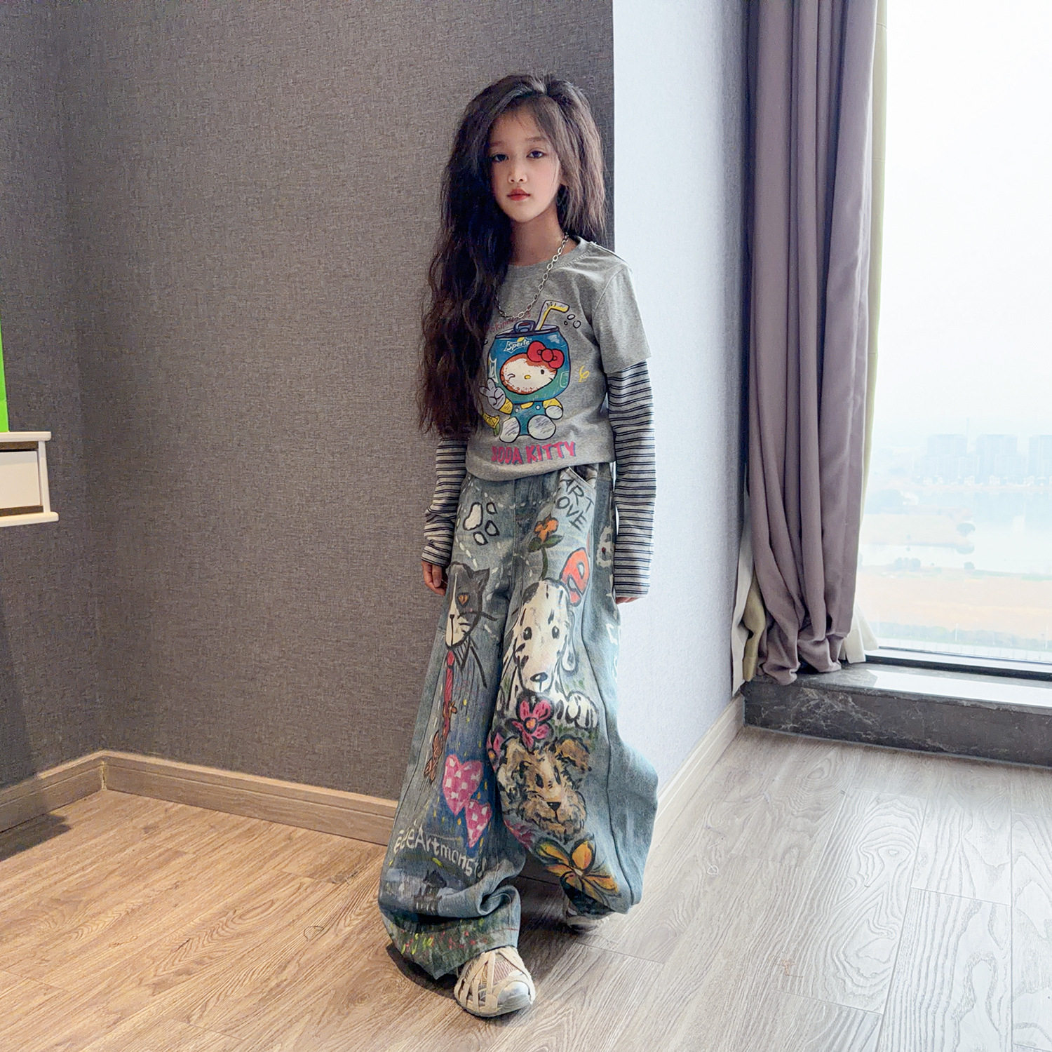 女童套装2026春装新款设计感涂鸦裤子洋气女孩上衣休闲阔腿弯刀裤