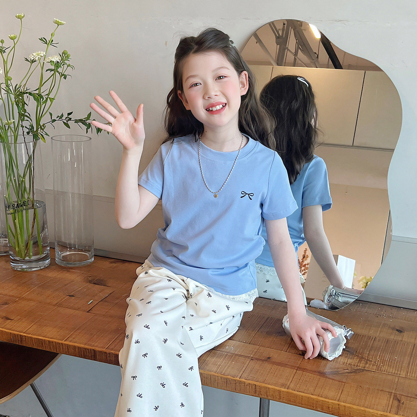 女童修身蕾丝短装上衣儿童洋气网红潮搭短袖t恤大童2026夏装新款