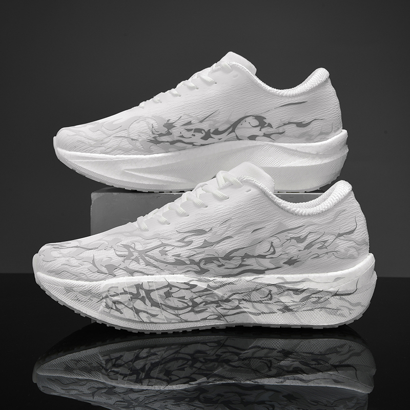 赤兔9pro秋季新款跑步鞋初中学生专业竞速碳板跑鞋男童减震运动鞋