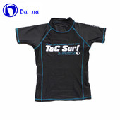 外贸Dana学生儿童短袖 防晒泳衣单件男孩温泉幼儿漂流泳装 上衣游泳