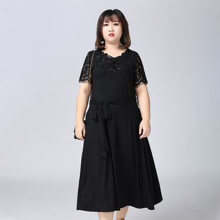 2019春夏新款大码女装短袖连衣裙胖妹妹t恤300斤加肥加大蕾丝袖裙
