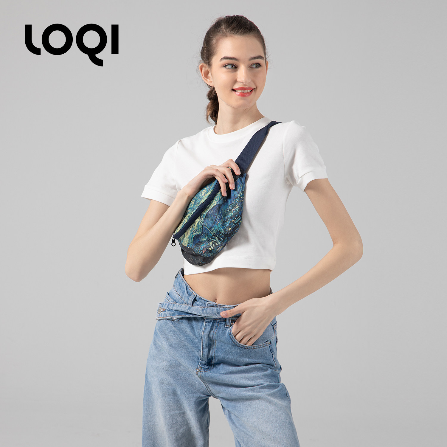 LOQI梵高经典画作胸包轻便携腰包艺术时尚斜挎包 星空杏花向日葵