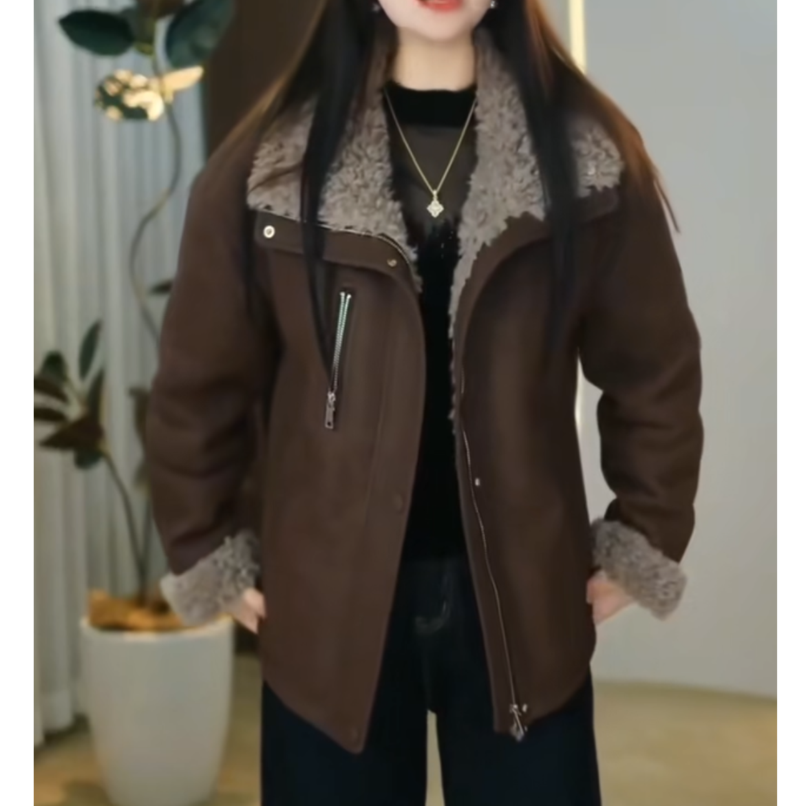 休闲复古皮毛一体外套2025秋冬新款女士时尚显瘦加绒加厚保暖外套