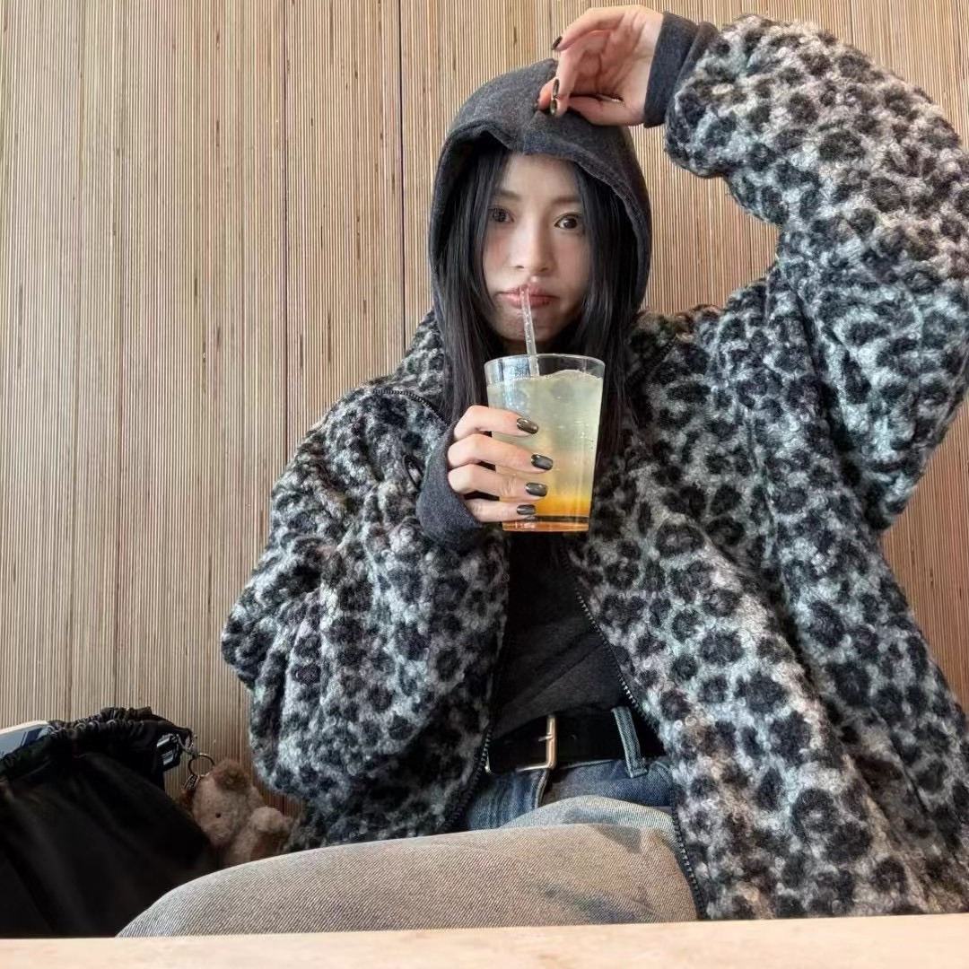 现 韩国东大门代购2025秋冬bene-a豹纹 摇粒 加绒 拉链夹克外套